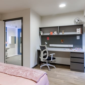 Platinum En Suite - Image 5